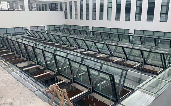 百安科技有限公司近期眉县排烟窗项目案例分享 百安科技有限公司近期眉县排烟窗项目案例分享